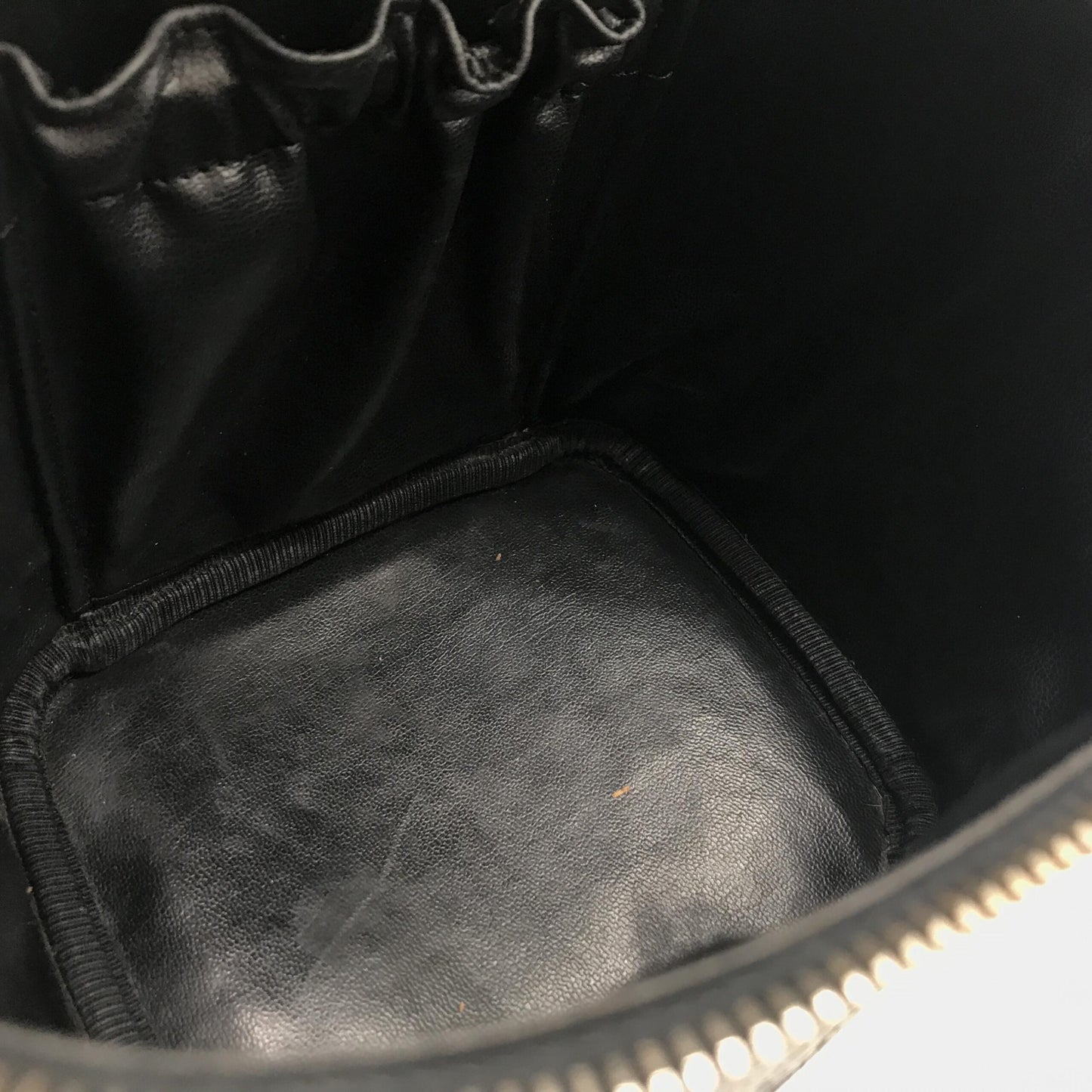 Chanel Caviar Leather Vanity Handbag In Black